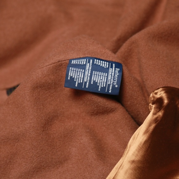 Burberry overcoat, full length - Picture 6 of 13